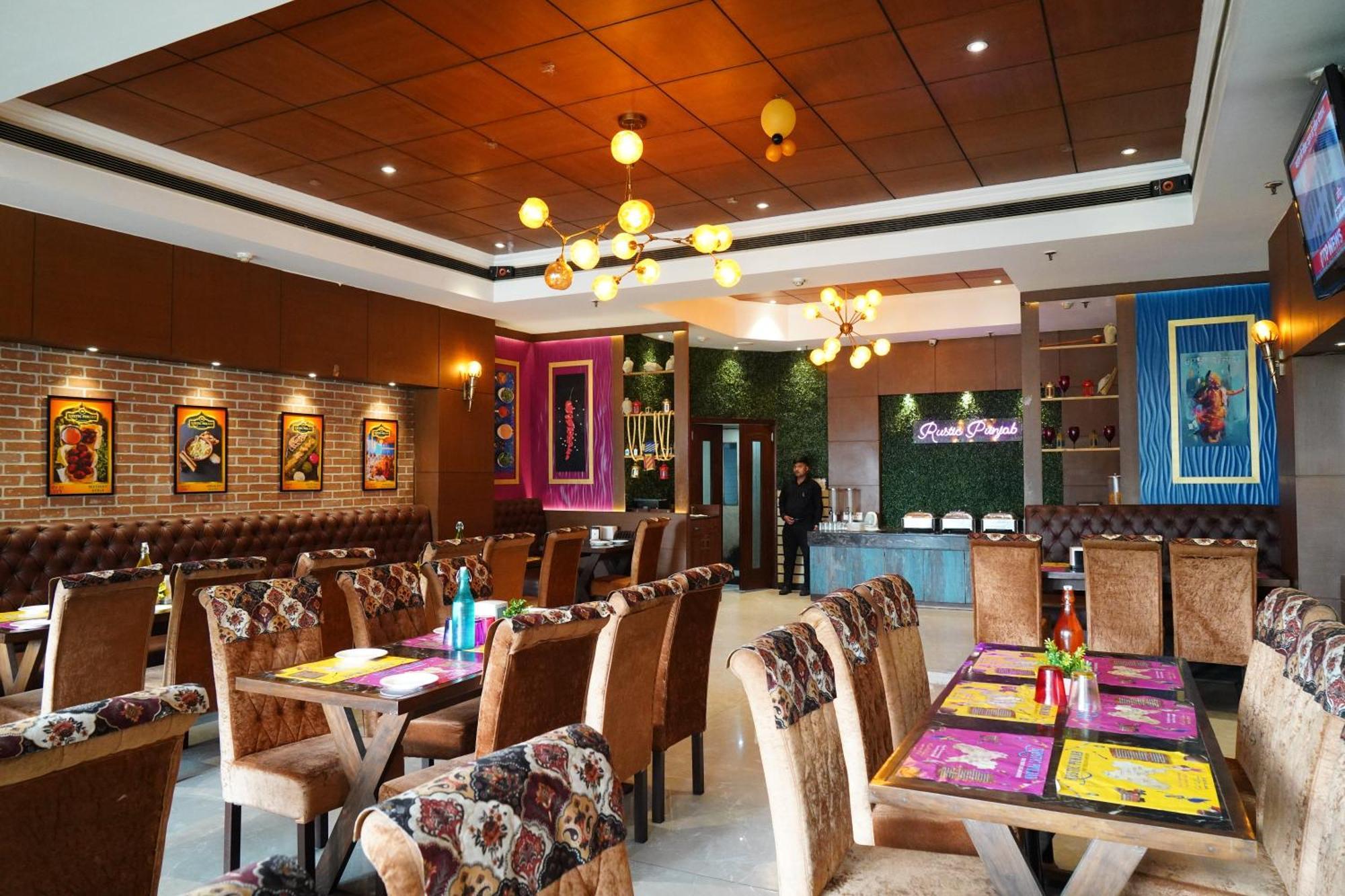 Hotel Imperial Executive Ludhiana Exterior photo